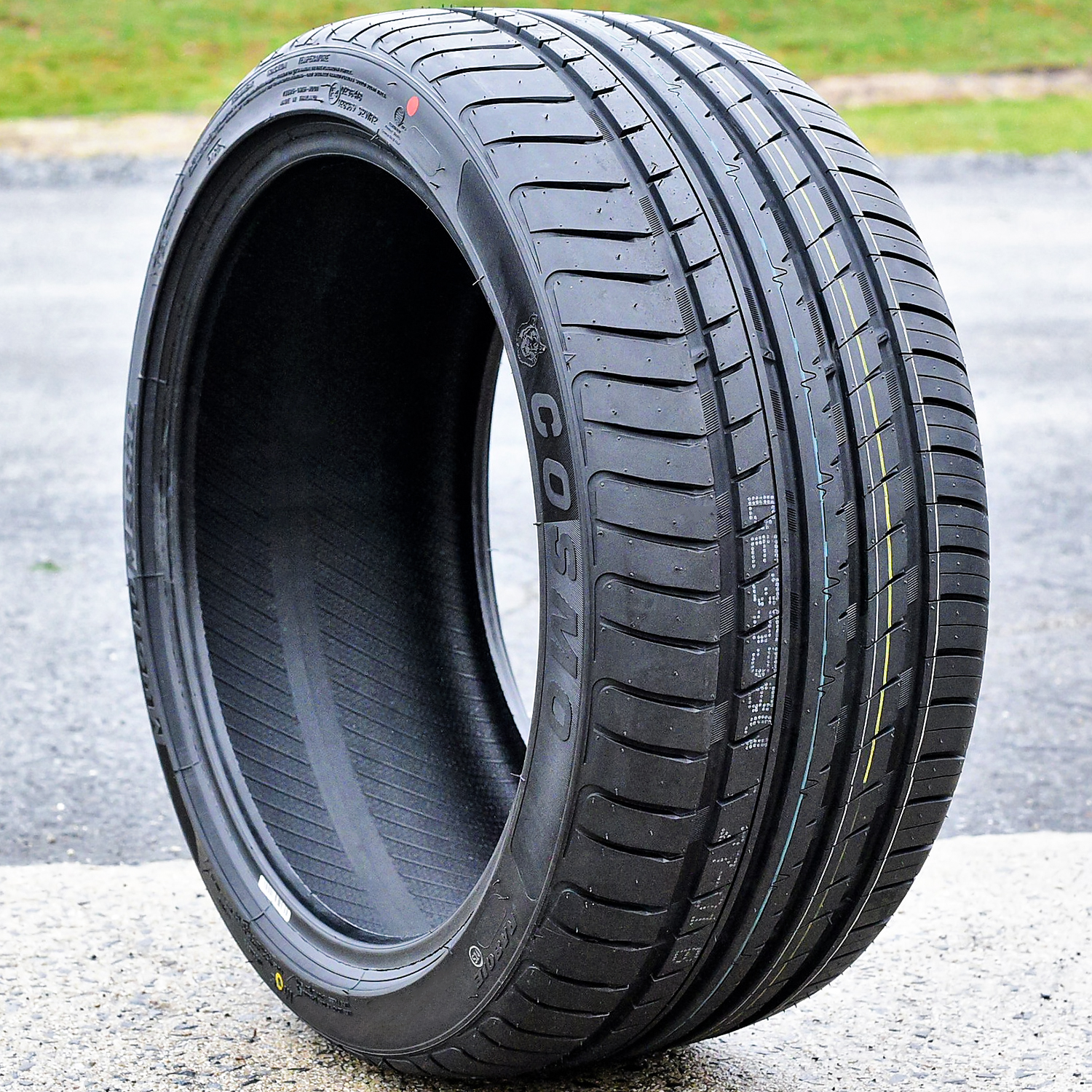Cosmo MuchoMacho 215/40R18 ZR 89Y XL AS A/S All Season Tire