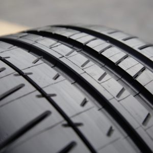 Michelin Pilot Super Sport (MO) 295/30R20 ZR 101Y XL