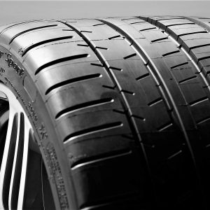 Michelin Pilot Super Sport ZP 245/40R21 96Y Run Flat